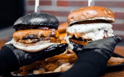 260010-BLACK & WHITE BURGERS